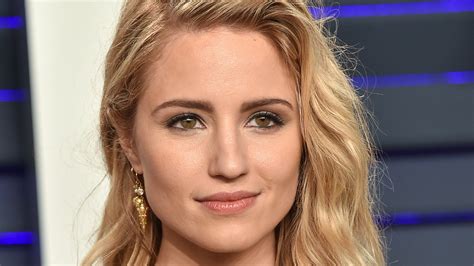Dianna agron Dianna Elise Agron was born in Savannah, Georgia to Mary and Ronald Agron and grew up in a middle-class family in Savannah before moving to Texas and, later, San Francisco, California, because her father was a general manager for Hyatt